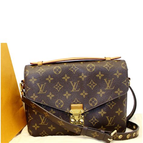 louis vuitton pochette metis monogram cross body bag|Louis Vuitton Pochette metis crossbody.